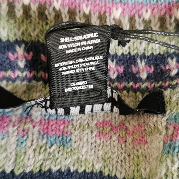 Scarf - Picture 3 of 4